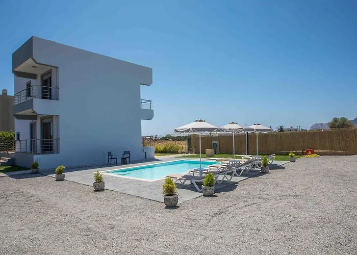 Captain Chris Вилла