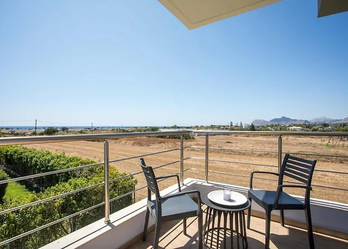 Captain Chris Βίλα *