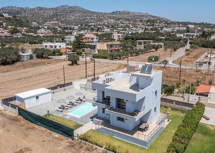 Captain Chris Βίλα