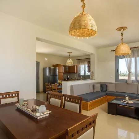 Vila Captain Chris Afantou