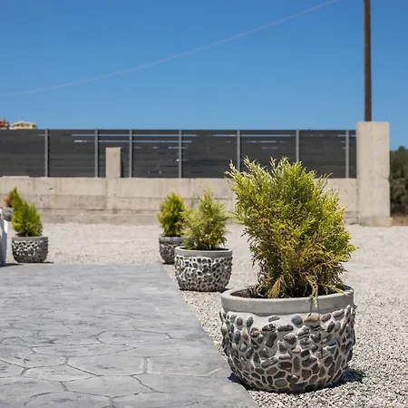 Vila Captain Chris Afantou