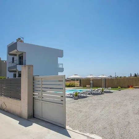 Captain Chris * Afantou