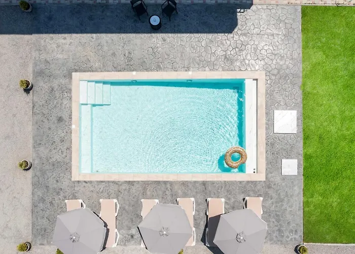 Captain Chris Villa Afando